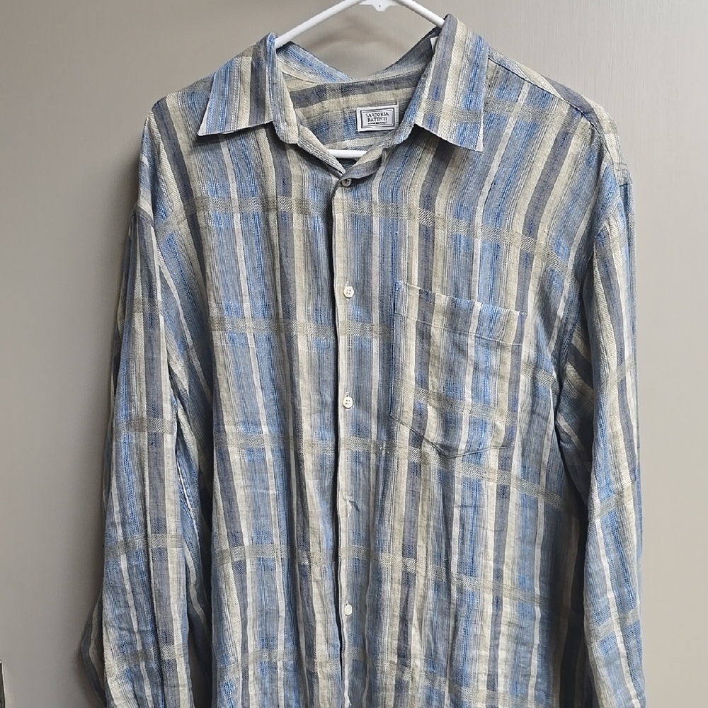 Casual Blue and Gray Button Down Shirt with Classic Collar